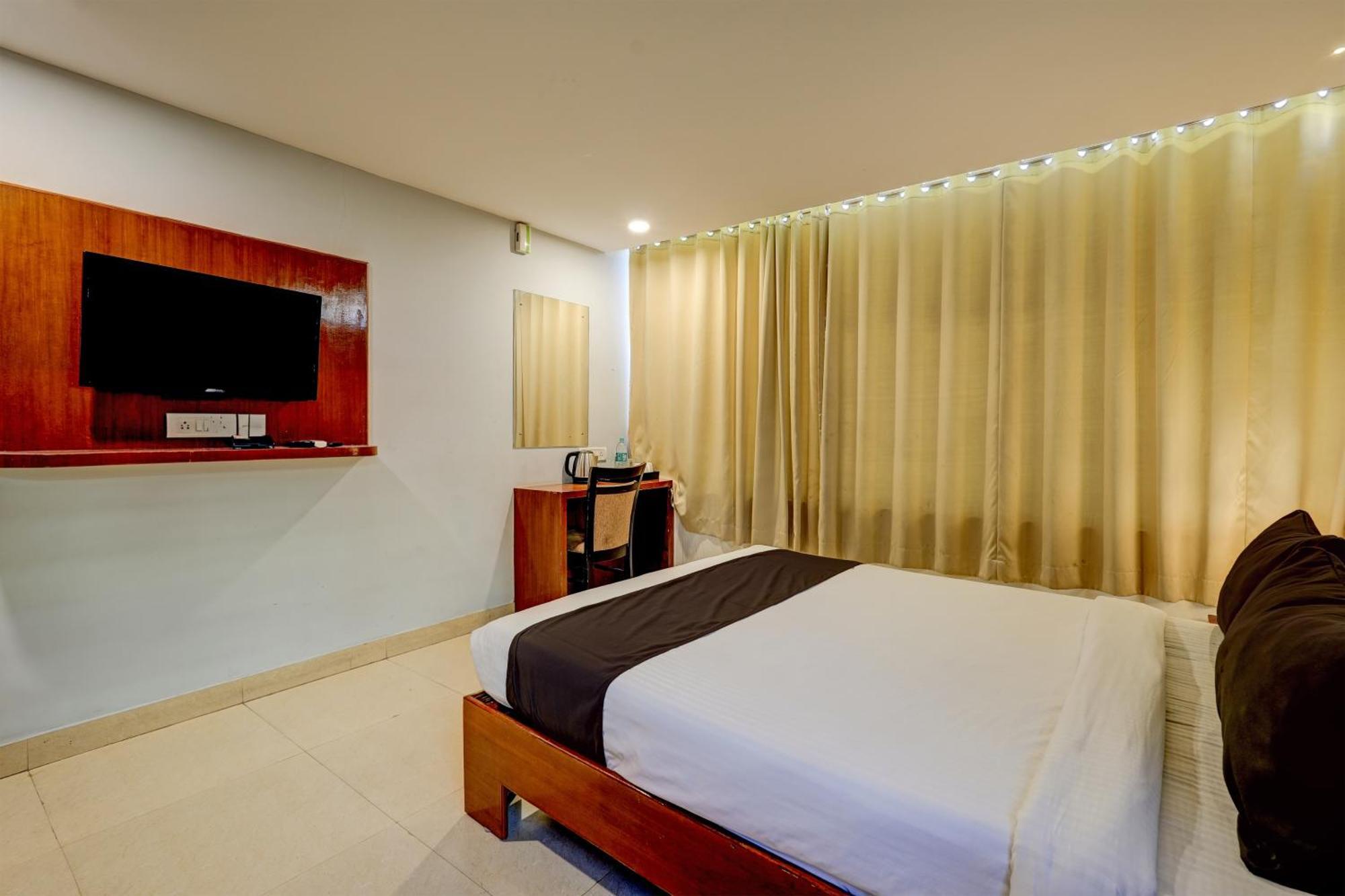 Hotel O V3R Residency Бангалор Экстерьер фото